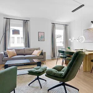 Olive - 86m2 - Kingsize - Free Parking Apartment